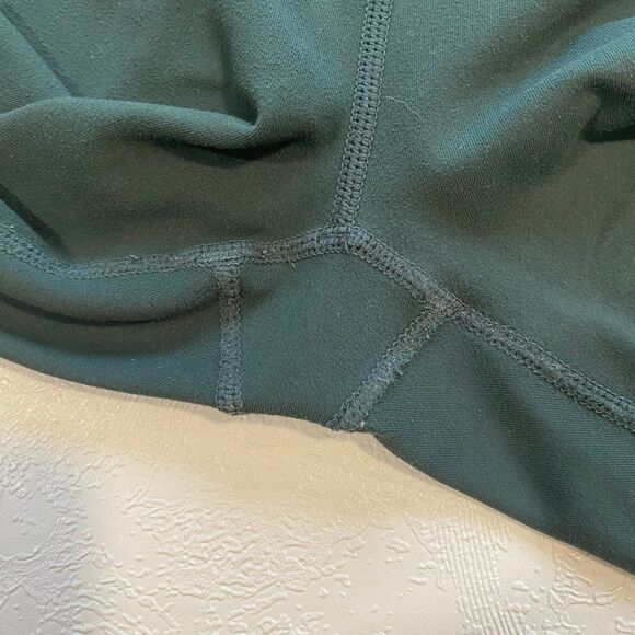 Fabletics Women’s Green High Rise Leggings Size M Athletic Yoga Pants - Picture 6 of 8